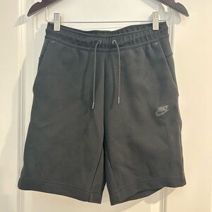 Men’s Nike Tech Shorts